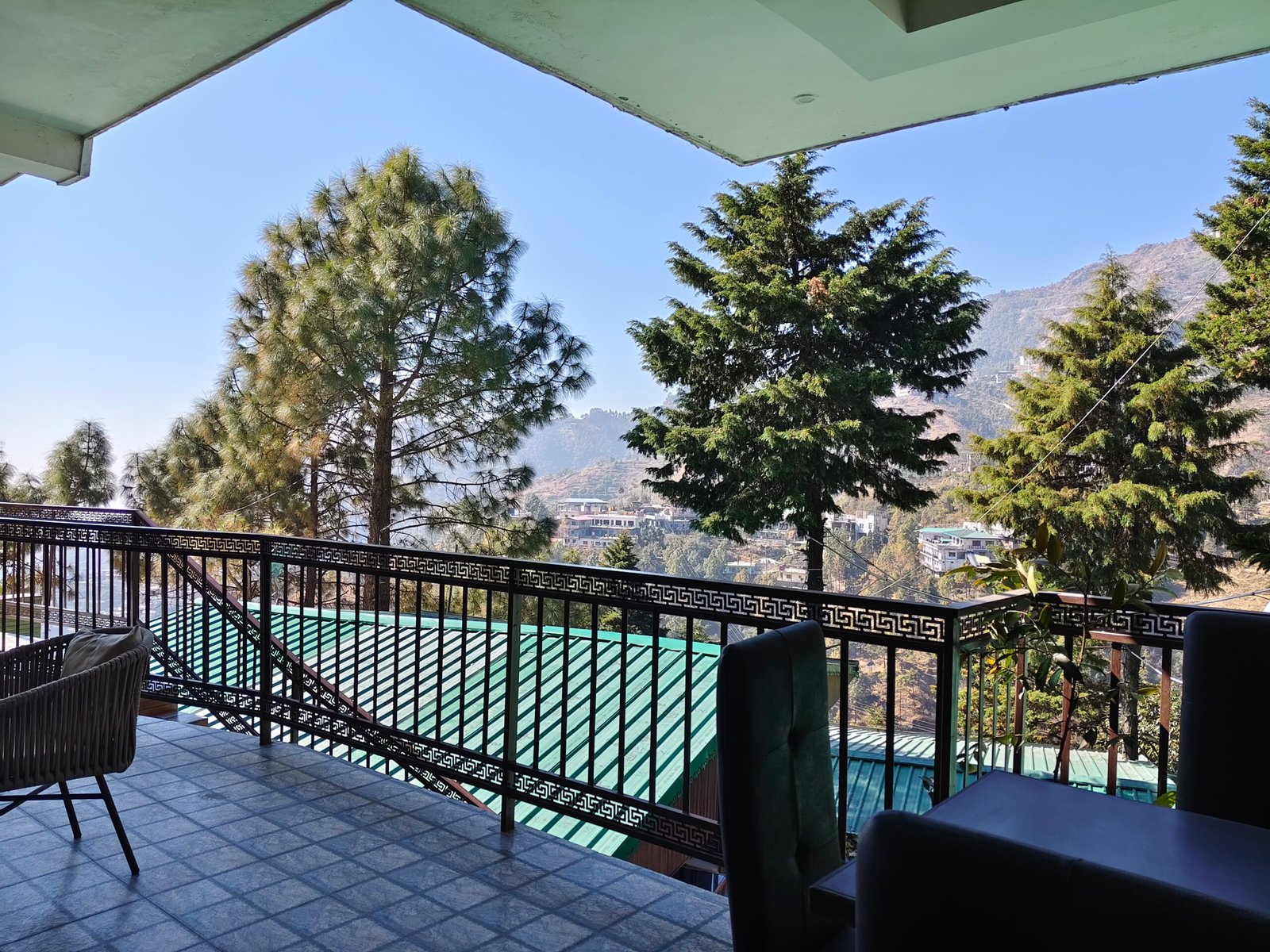 filter: null; fileterIntensity: null; filterMask: null; captureOrientation: 180;
algolist: 0;
multi-frame: 1;
brp_mask:72;
brp_del_th:0.0001,0.0000;
brp_del_sen:0.0500,0.0000;
motionR: 0;
delta:null;
bokeh:0;
module: remosaic;hw-remosaic: false;touch: (0.17694408, 0.35407716);sceneMode: 2621440;cct_value: 0;AI_Scene: (-1, -1);aec_lux: 131.6863;aec_lux_index: 0;albedo:  ;confidence:  ;motionLevel: 0;weatherinfo: null;temperature: 32;